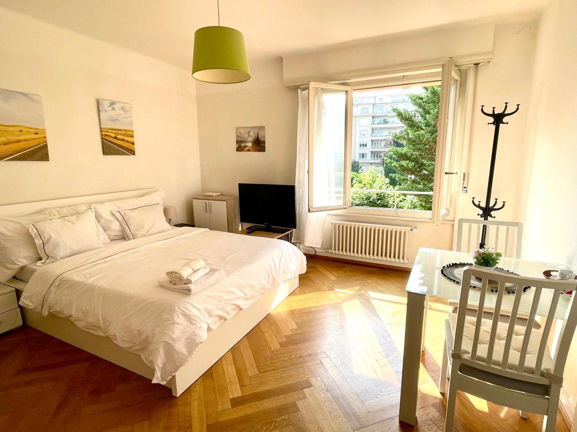4 Minutes From Train Station * Lausanne