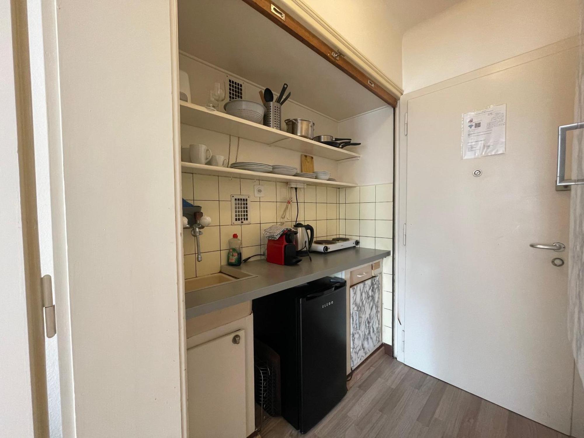 Apartment 4 Minutes From Train Station